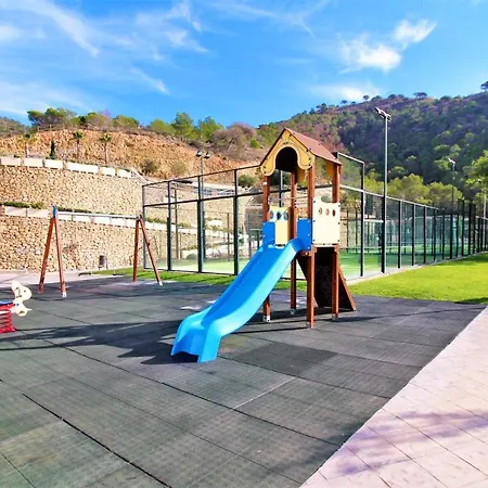 Apartamento Familiar Con Terraza Privada, Parking Gratuito Y Wifi Benidorm