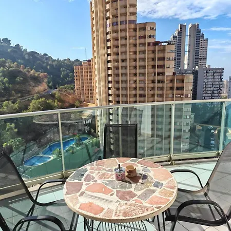 Skyline 5 With Private Balcony And Views בנידורם