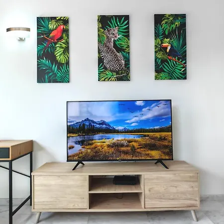 Apartamento Familiar Con Terraza Privada, Parking Gratuito Y Wifi