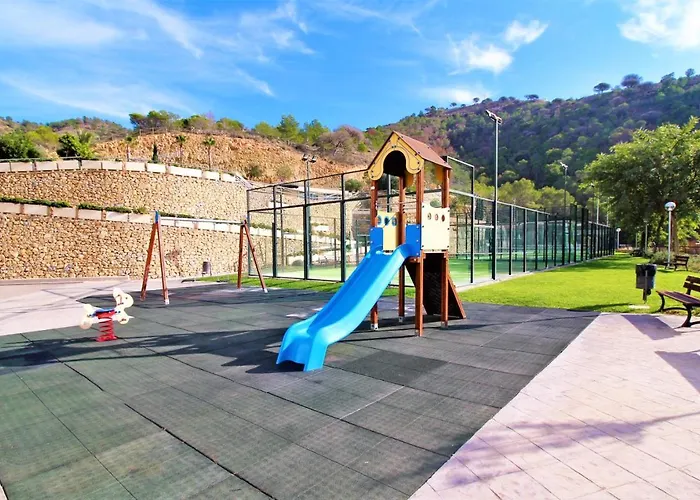 דירה Skyline 5 With Private Balcony And Views בנידורם